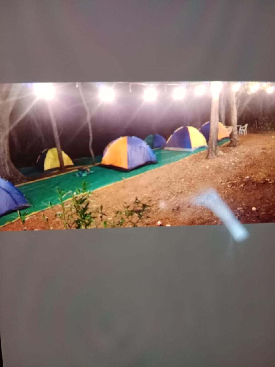 Hilltone Veg Non Veg Matheran Otel Dış mekan fotoğraf
