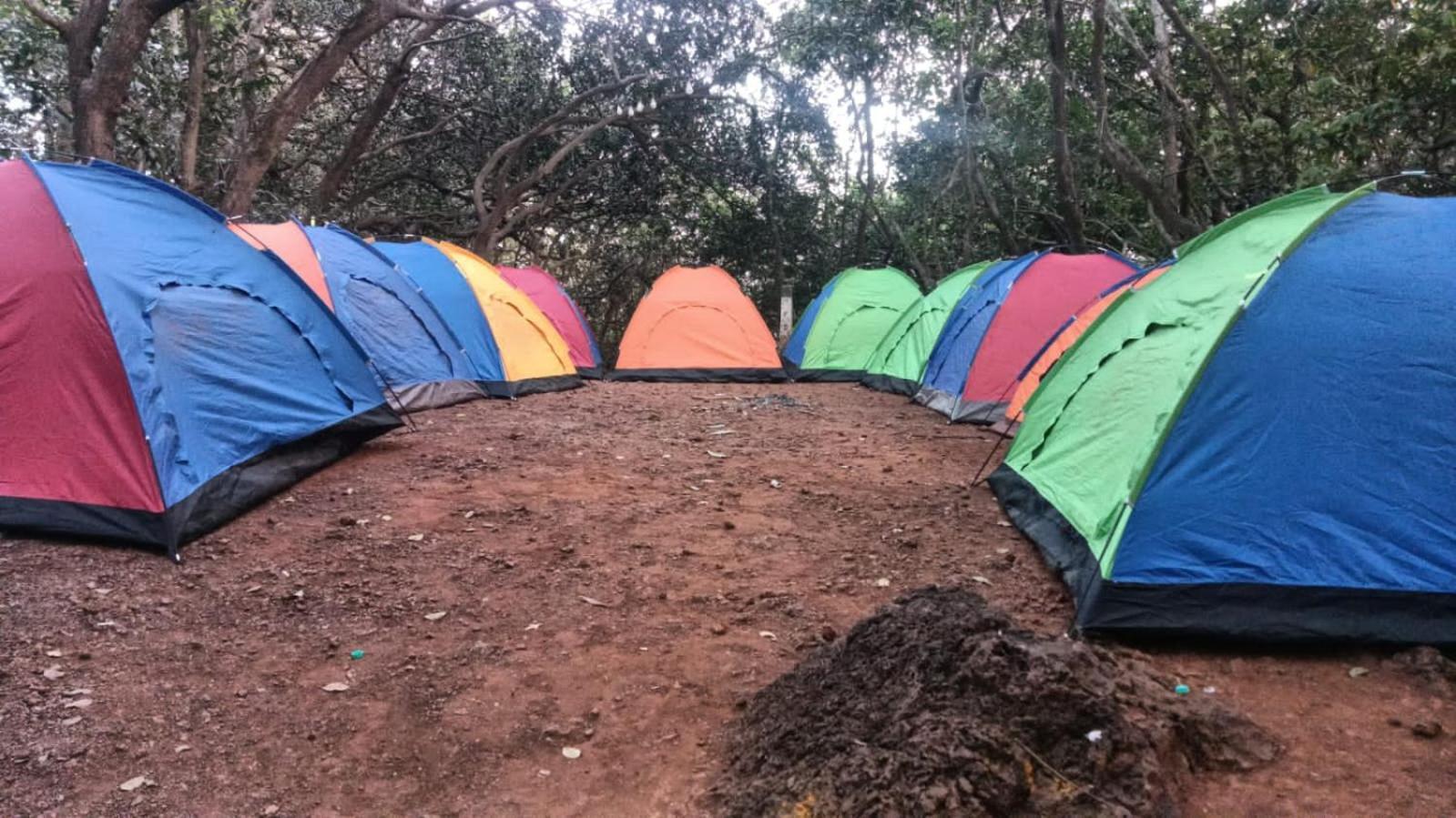 Hilltone Veg Non Veg Matheran Otel Dış mekan fotoğraf